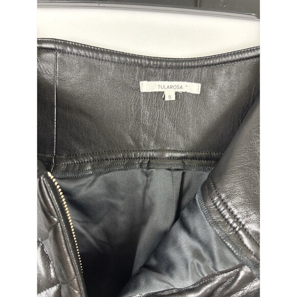 Tularosa Women Quilted Lined Black Shorts Built in Belt Front, Pockets Size S - Picture 4 of 10